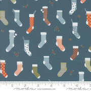 Moda Fabrics Purrfect Christmas 39041 15