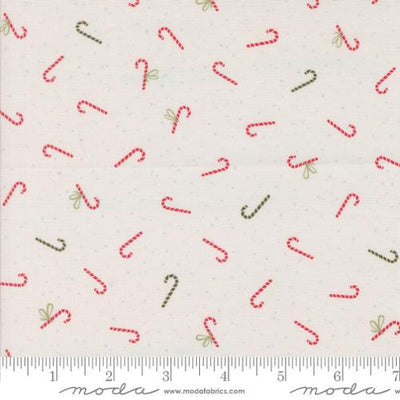 Moda Fabrics Purrfect Christmas 39047 11