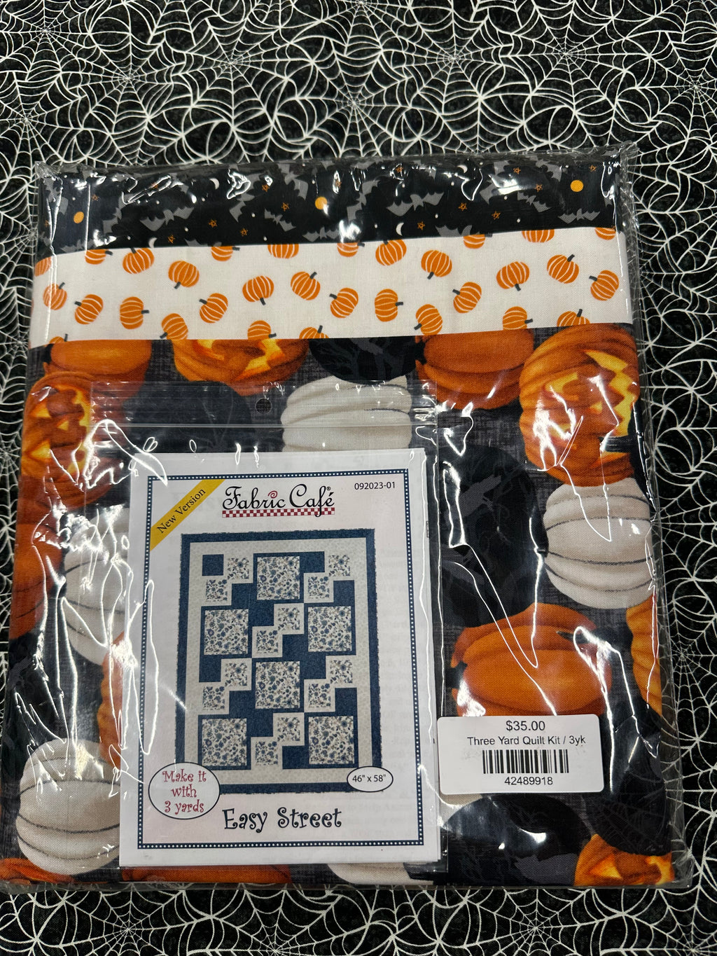 Halloween Three Yard Kit- Fabric Cafe
